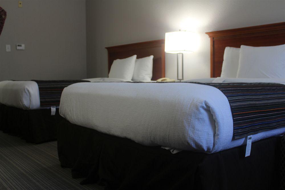 Country & By Radisson, Lackland Afb San Antonio, Tx Hotel San Antonio