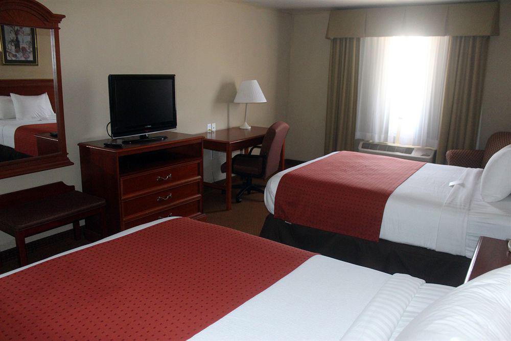 Country & By Radisson, Lackland Afb San Antonio, Tx 3* San Antonio