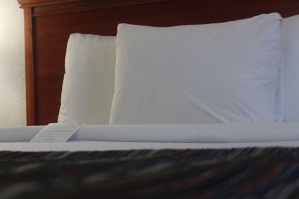 Country & By Radisson, Lackland Afb San Antonio, Tx San Antonio