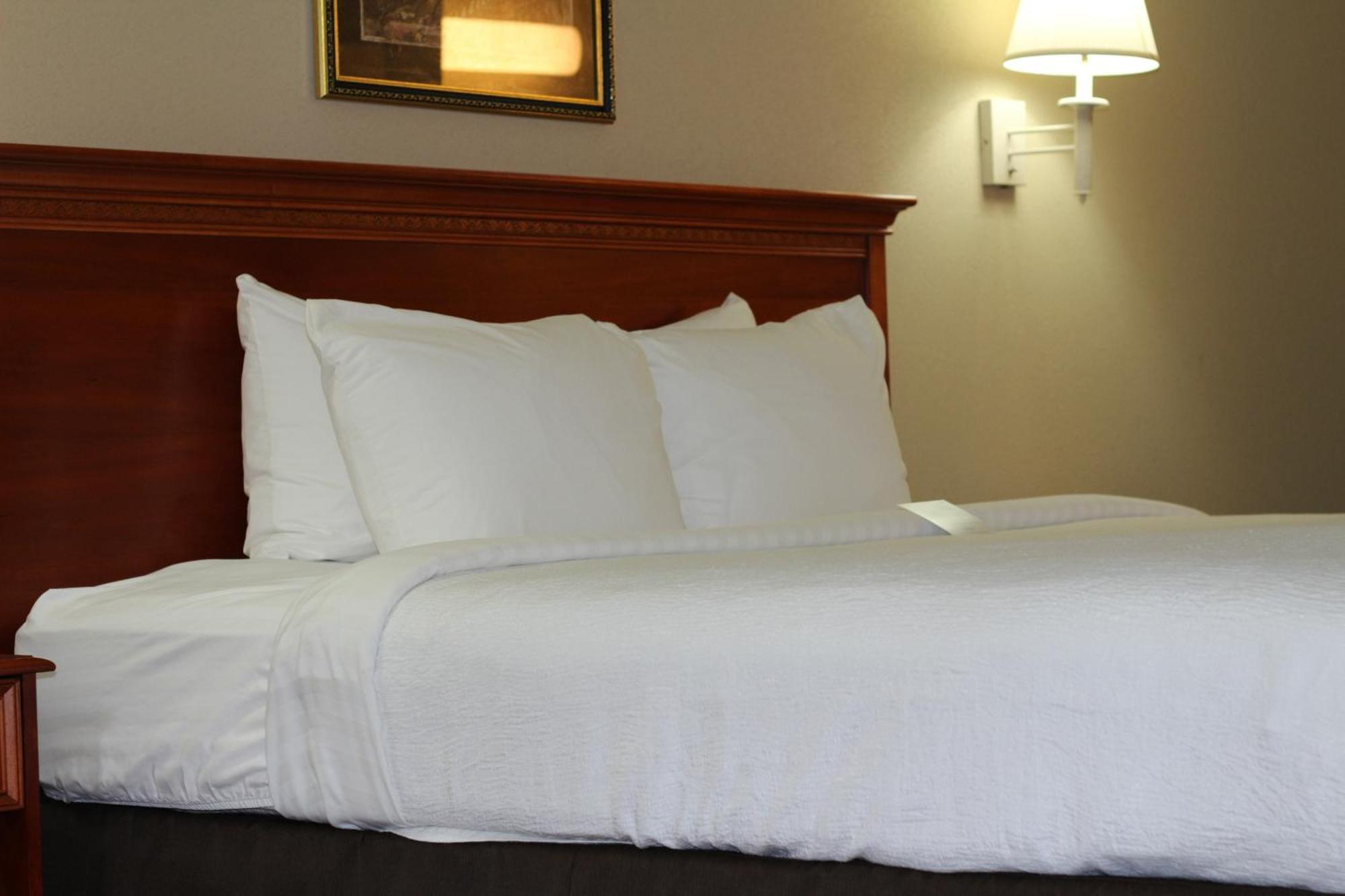 Country & By Radisson, Lackland Afb San Antonio, Tx 3*