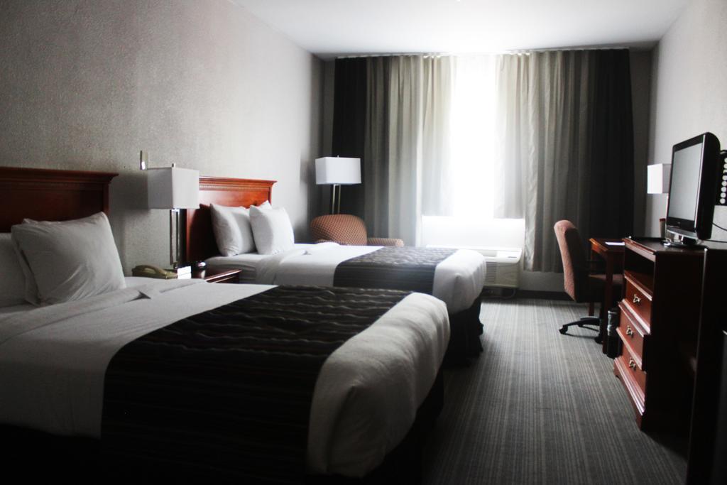 Hotel Country & By Radisson, Lackland Afb San Antonio, Tx