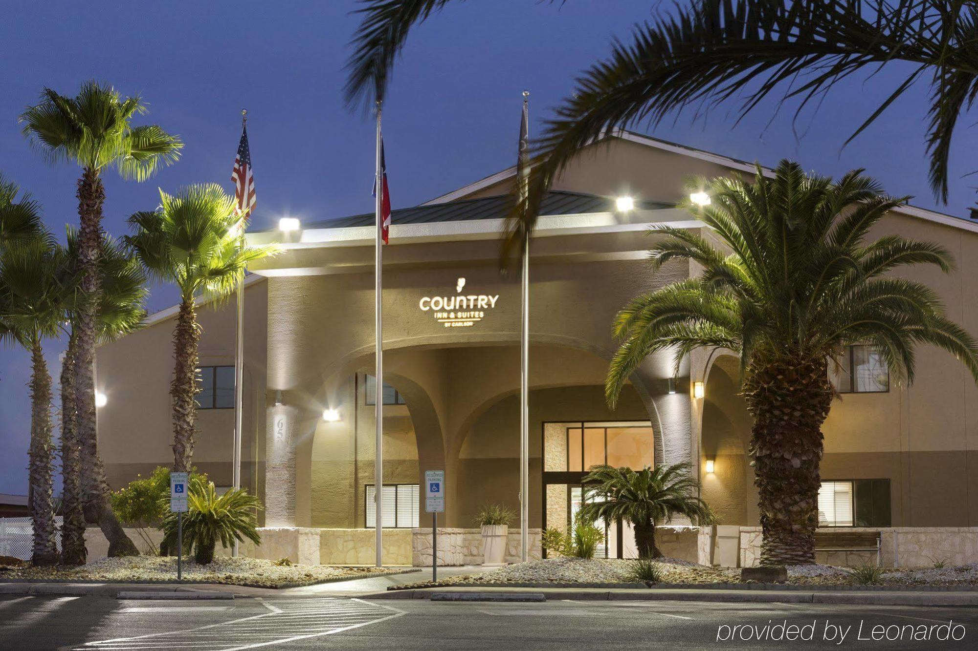 Country & By Radisson, Lackland Afb San Antonio, Tx San Antonio